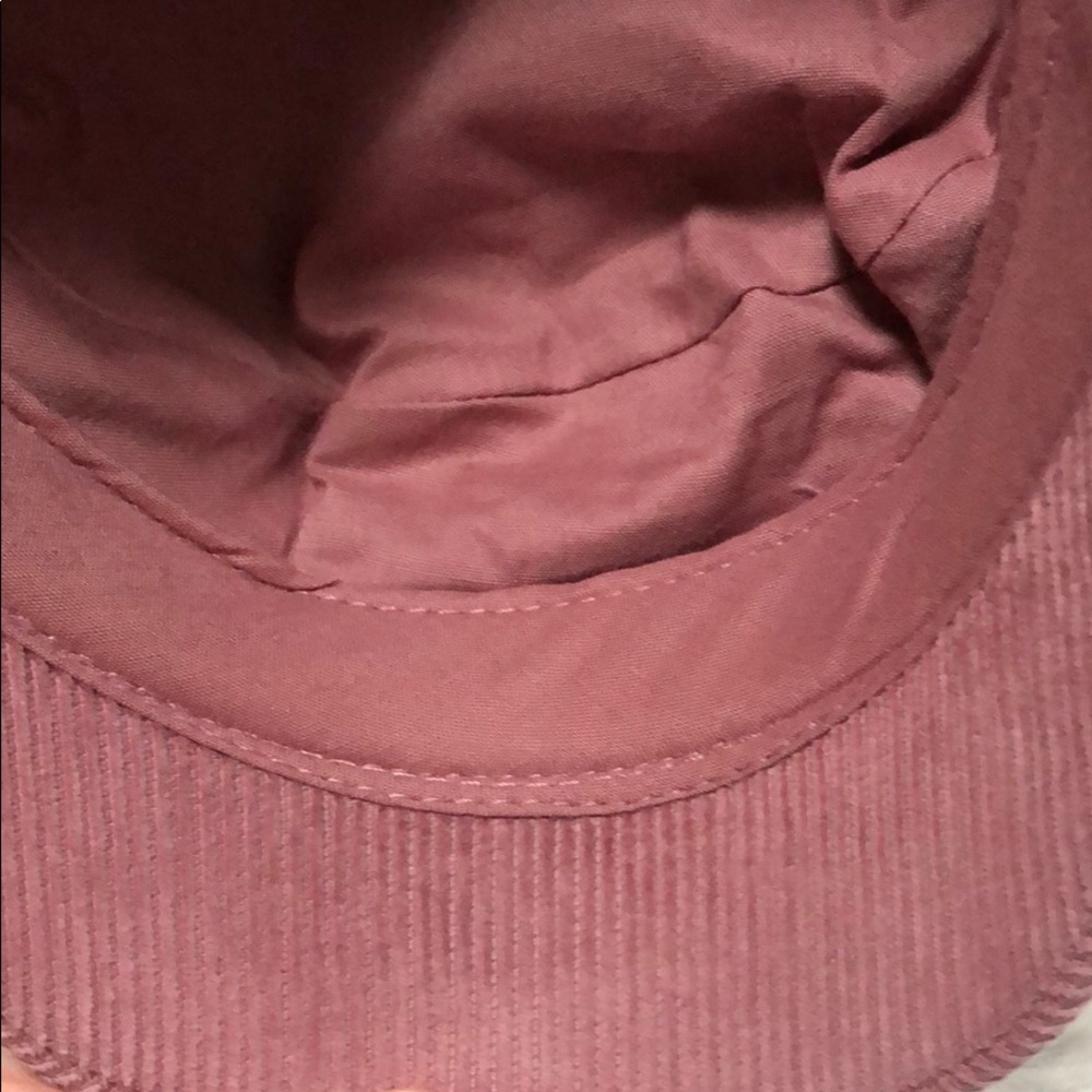 H&M hat - Picture 5 of 8